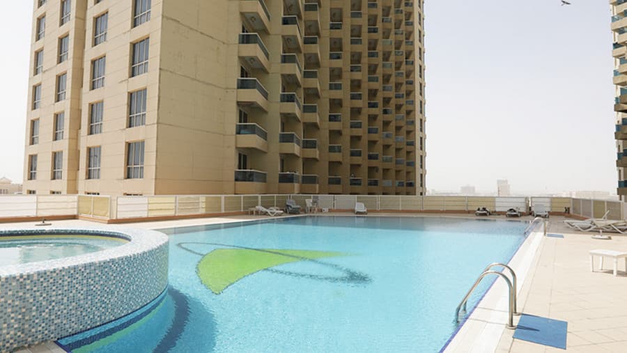 The Crescent - Image 2