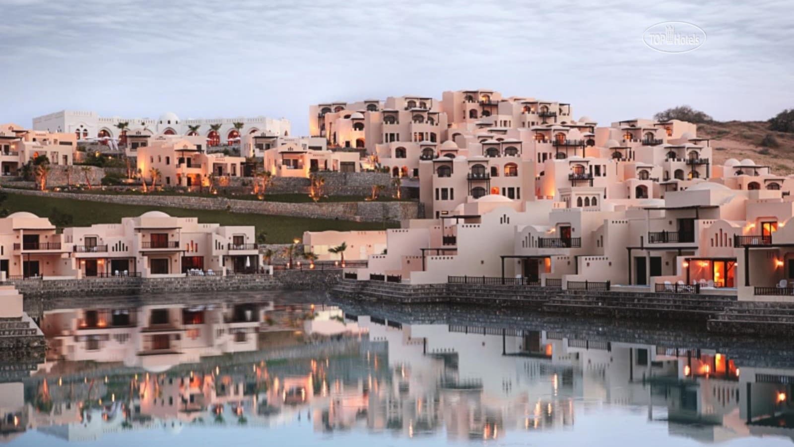 The Cove Rotana Resort - Image 4