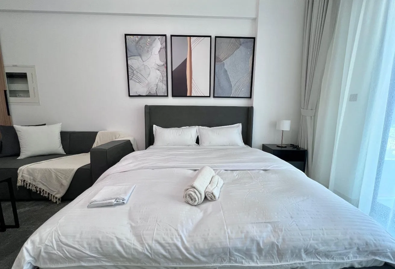 Flexible Cheques | Brand New | Fully Furniture