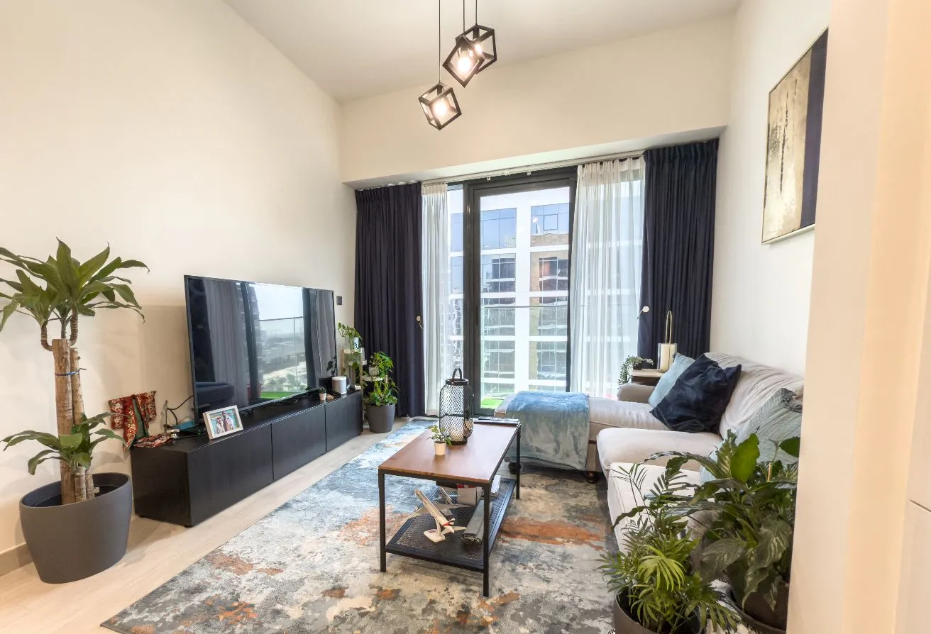FULLY FURNISHED | EXCLUSIVE  | URGENT SALE