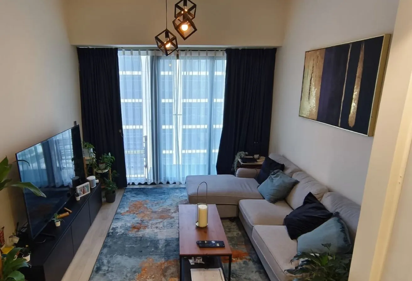 FULLY FURNISHED | WATERFRONT LIVING | URGENT SALE